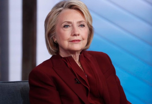 Serie de TV sobre Hillary Clinton imagina su vida sin casarse con Bill
