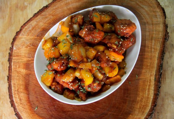 Este pollo agridulce se prepara en pocos minutos.