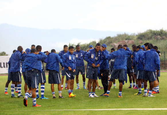 Honduras olvida el 'Aztecazo' y se concentra en Panamá