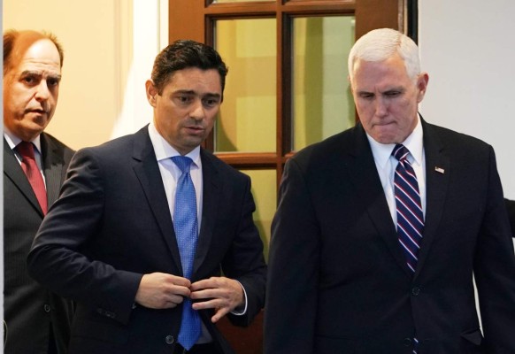 Enviado de Guaidó a EEUU rechaza la oferta de diálogo de Maduro