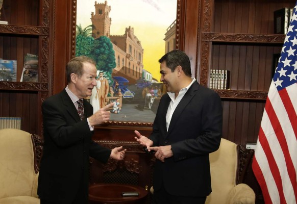 Zar Antidrogas de EUA felicita a Honduras por logro en seguridad