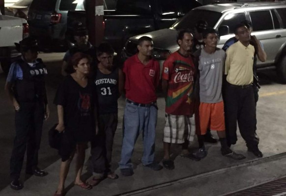 Caen seis supuestos integrantes de banda de narcomenudeo