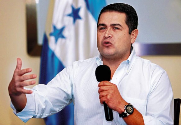 Presidente hondureño denuncia 'amenazas' contra escudo aéreo y marítimo