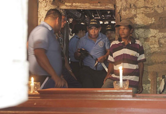 A pedradas y balazos asesinan a un aserrador en San Antonio de Cortés