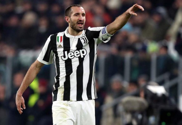 Chiellini abandona la concentración de Italia y es duda ante Real Madrid