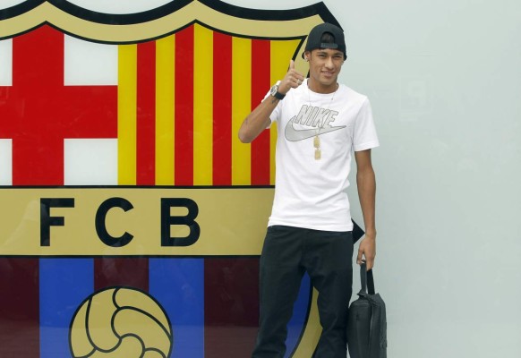 Tres magistrados juzgarán a Neymar por estafa en su fichaje por el Barcelona