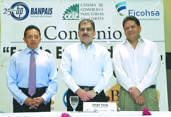 Histórica alianza beneficia a miles de emprendedores