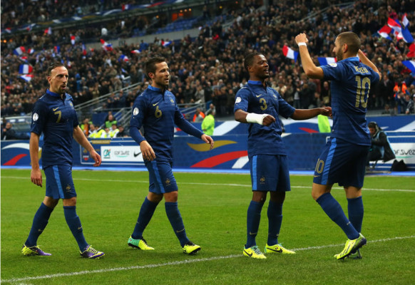 Francia con todo su arsenal para amistoso contra Holanda