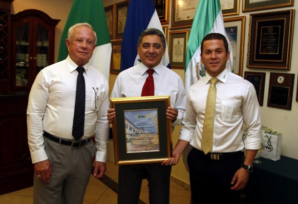 Cita para crear lazos académicos entre países