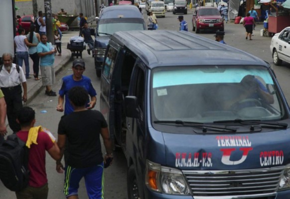 Verificarán si es justificable aumento a los pasajes