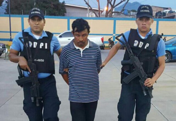 Capturan a hondureño acusado de violar a sus tres hijas
