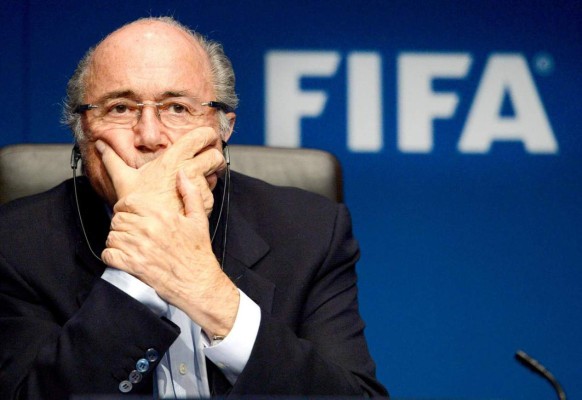 Joseph Blatter acapara la atención antes de su audición