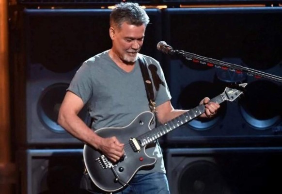 El guitarrista Eddie Van Halen lucha contra el cáncer de garganta