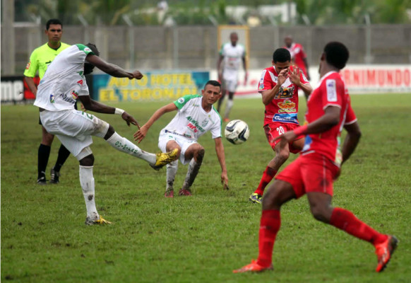 Real Sociedad se hace respetar en casa y arrolla al Platense
