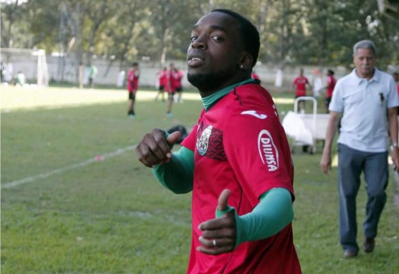 'Pery' Martínez podría llegar al FAS de El Salvador