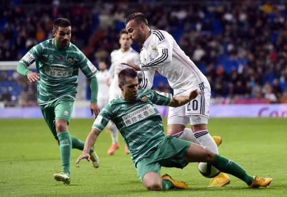 Video: El regate de tacón con caño incluido de Jesé