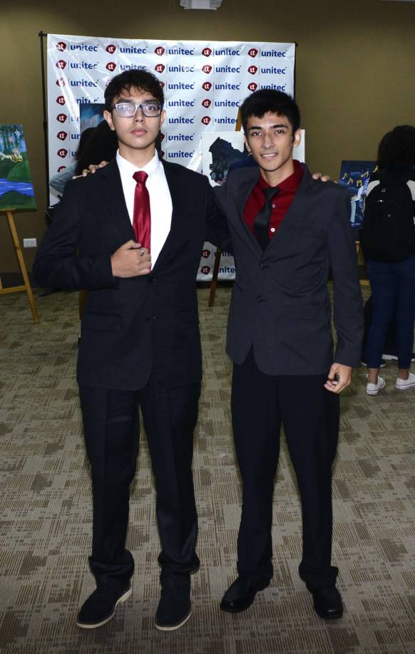 Enzo Mendoza y Cristian Madrid