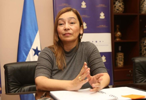 Rocío Tábora: 'Honduras no maneja un tan solo dólar, es EEUU quien lo administra'