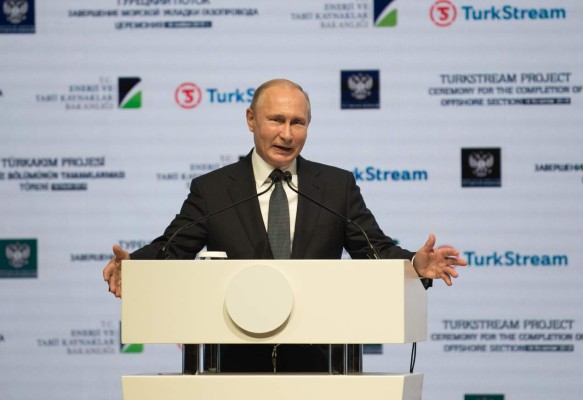 Putin expresa la 'seria preocupación' de Rusia por la ley marcial en Ucrania