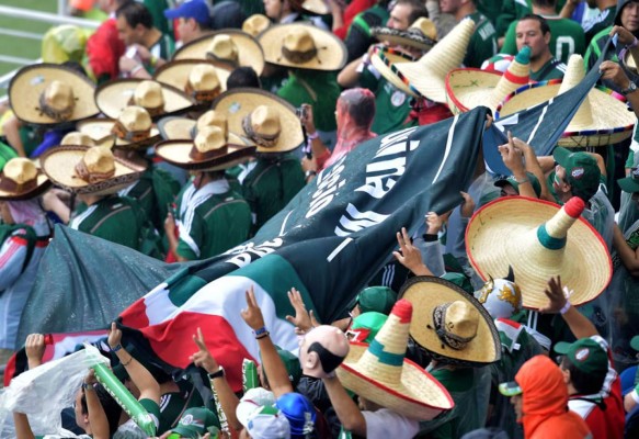 México se estrena en el Mundial con una victoria sobre Camerún