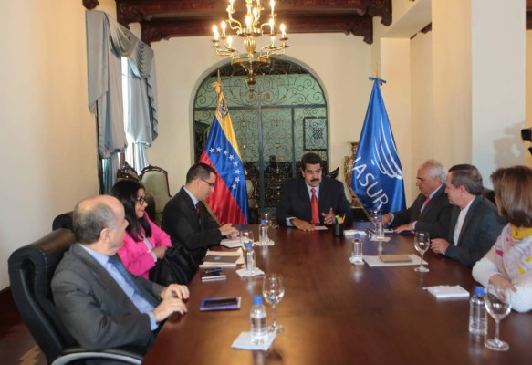 Unasur anuncia avance de las elecciones en Venezuela