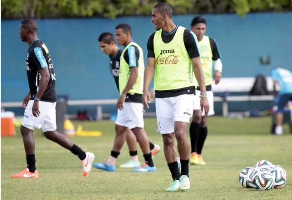 Honduras se enfoca en la parte defensiva y de definición