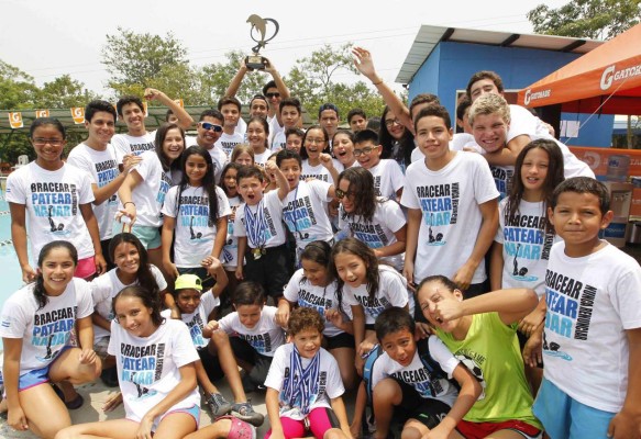 Los Delfines Sampedranos ya son 19 veces Campeones Centroamericanos