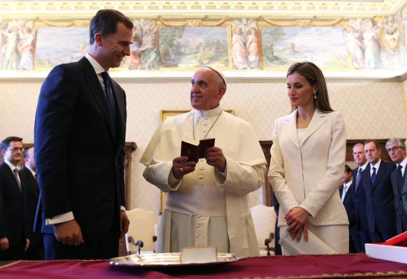 Papa Francisco recibe a los reyes de España, Felipe VI y Letizia