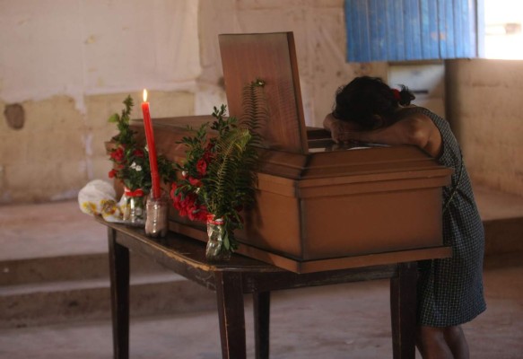 El dolor se apoderó de cinco familias por masacre