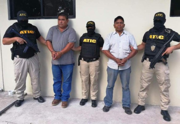 Condenan a dos hombres por traficar 468 kilos de cocaína en Honduras