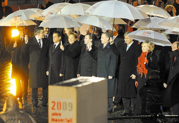 Europa celebra caída del Muro de Berlín