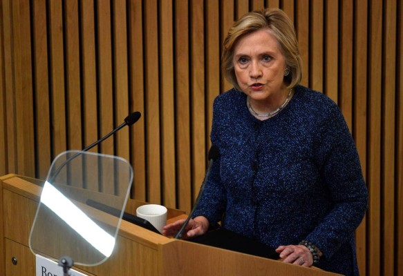 Hillary niega abuso de poder de Clinton contra Lewinsky