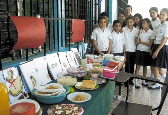 Fomentan el amor patrio