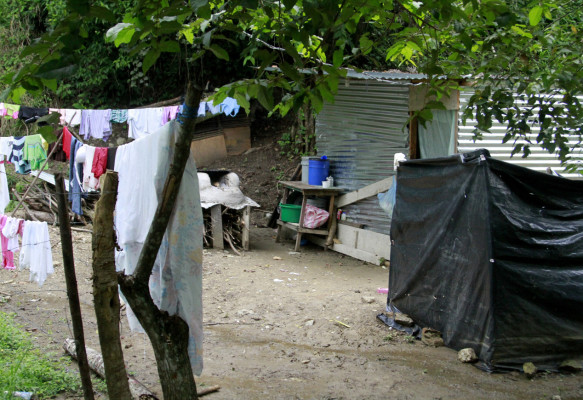 Invasores venden al por mayor los solares arriba de la cota 200 en El Merendón