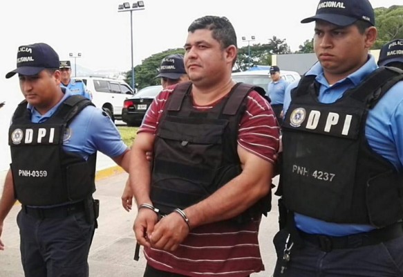 Cae exregidor acusado de liderar banda de tráfico masivo de droga
