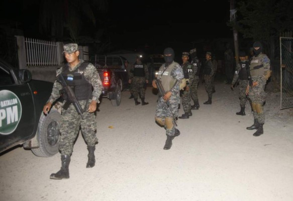 Más de 100 personas detenidas en el segundo toque de queda en San Pedro Sula