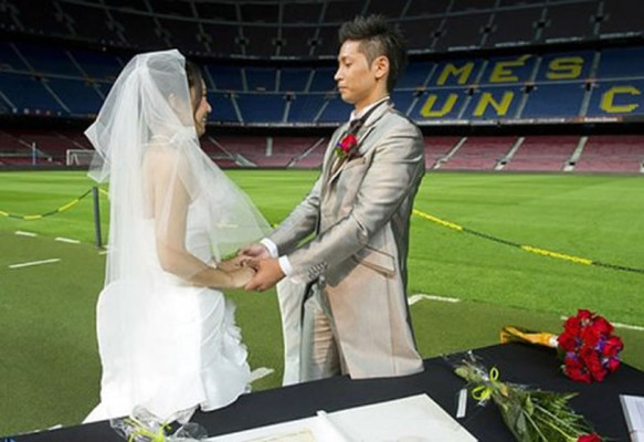 Una inédita boda en el Camp Nou antes del clásico
