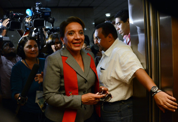 Xiomara Castro: 'La silla presidencial solo la voy a ocupar yo'