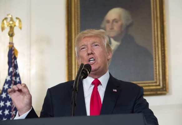 Trump apela al patriotismo para unir al país tras la polémica racista