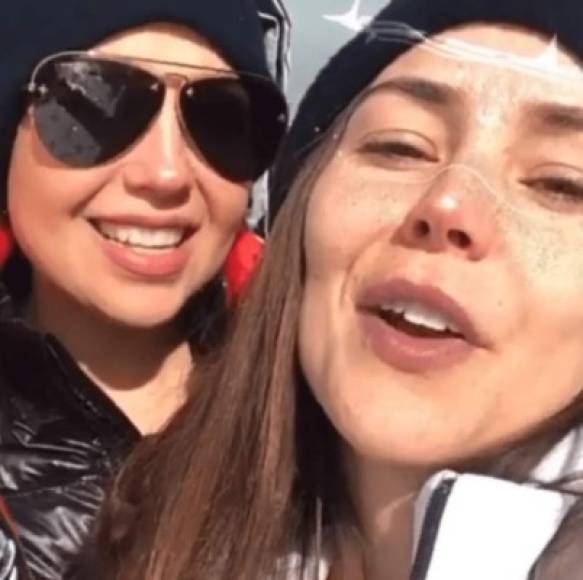 Entre los familiares más famosos de Thalía están sobrina Camila Sodi o su hermana Laura Zapata, ambas actrices, pero la cantante cuenta con una sobrina que no encabeza las noticias, ella las da.
