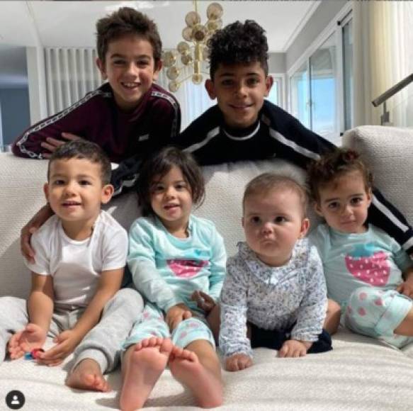 Los hijos de Cristiano Ronaldo están bajo el cuidado de Georgina.