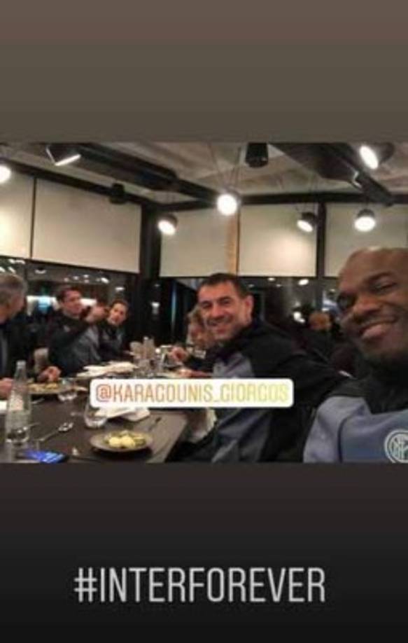 David Suazo se dio el lujo de poder estar en el Tottenham vs Inter.