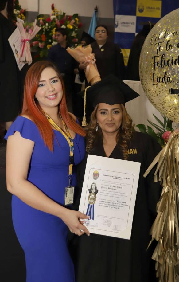 Johana y Reyna Pineda