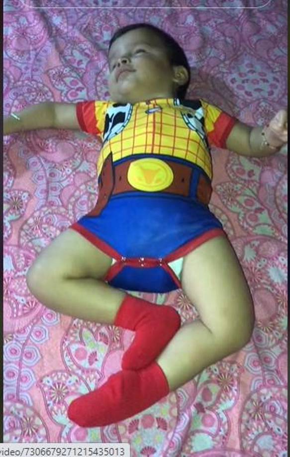 Aunque no se especificó si la dama era familiar de Neizan, en redes se ha dicho que se trata solo de una buena samaritana.