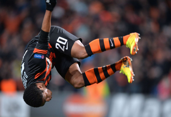 Real Sociedad cae goleada por el Shakhtar y se despide de Europa