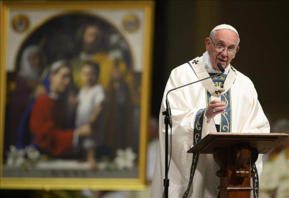 Papa Francisco se reunió con una pareja gay en EUA