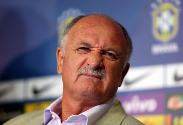 Scolari ve de menos a España
