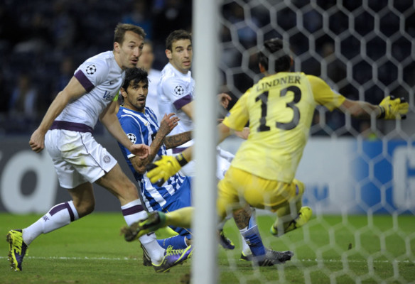 El Porto empata en casa contra Austria Viena y se complica clasificación