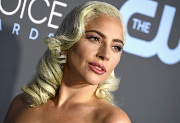 Lady Gaga hace historia con doble nominación en los Óscar
