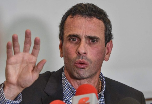Capriles pide restitución del orden constitucional en Venezuela